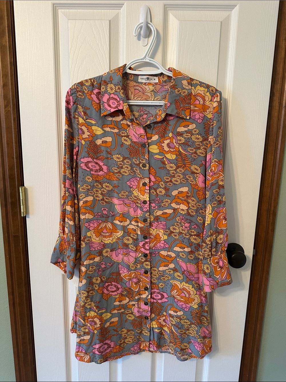 NATURAL LIFE Gray Button-Front Floral Tunic with Pink & Orange Bouquet